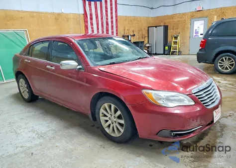 2014 Chrysler 200 Limited z USA, uszkodzony, nr VIN 1C3CCBCG5EN157062